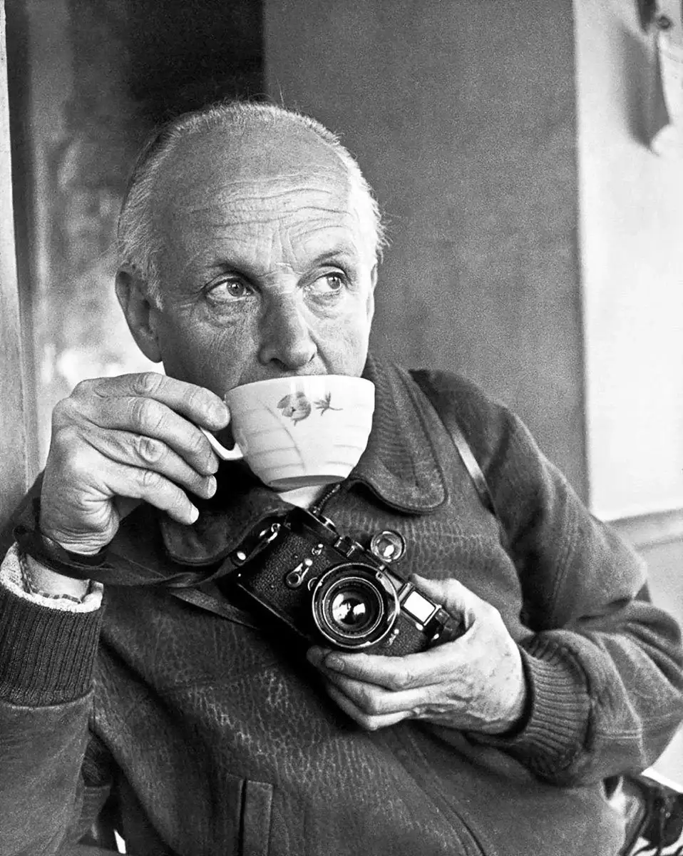 henri cartier bresson photographer.jpg