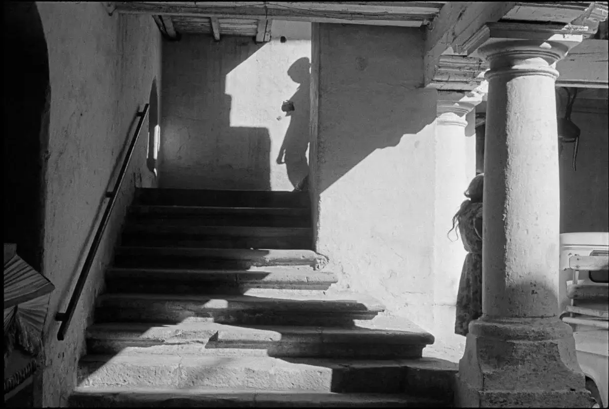 henri cartier bresson famous photograph